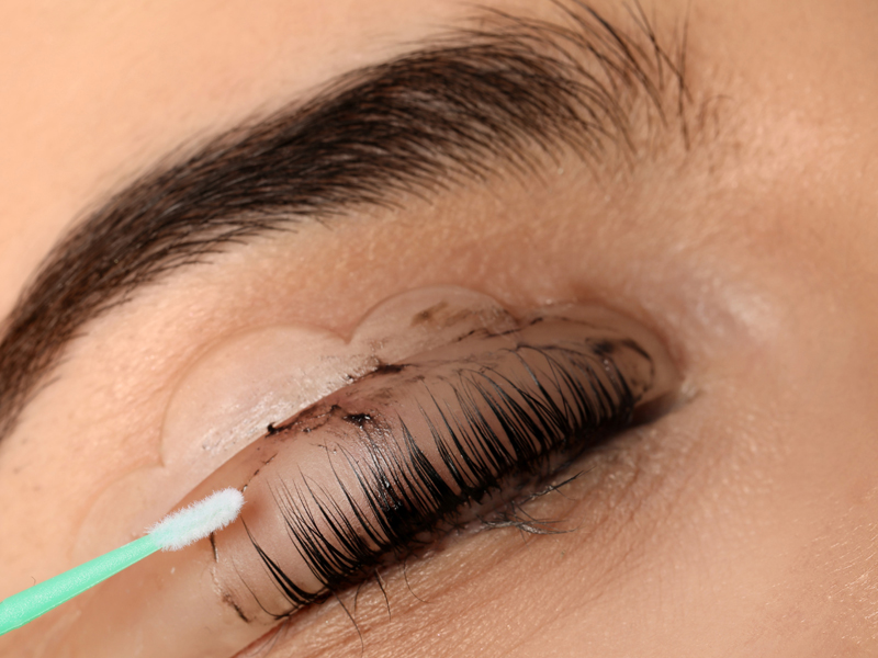 Teinture des cils ou sourcils à Mayotte