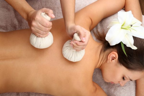 massages aux pochons